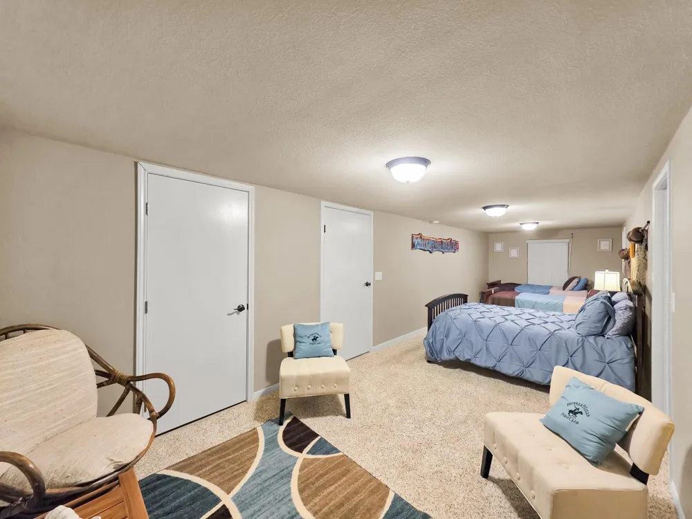 1301 Monkhouse Drive Crystal Beach, TX 77650