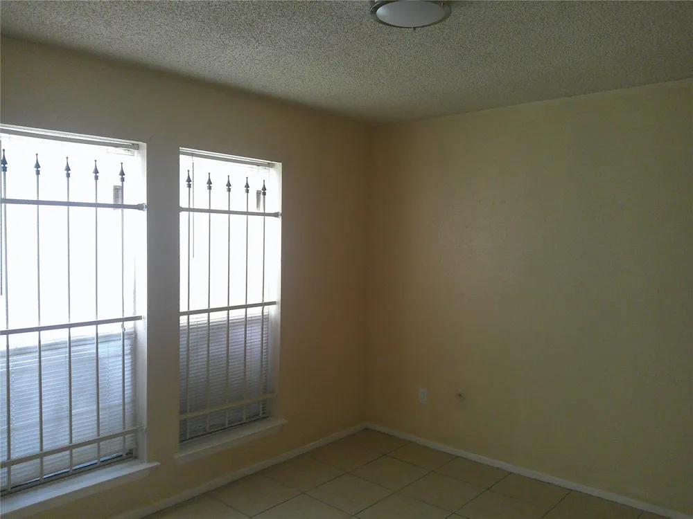 5771 Easthampton Drive #B Houston, TX 77039