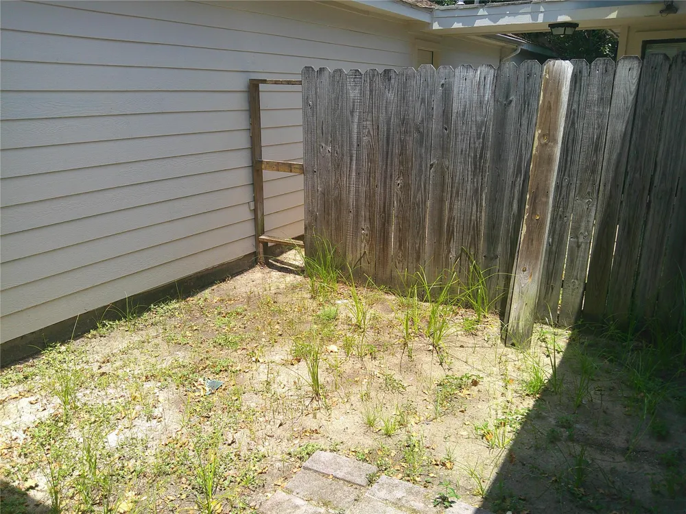 5771 Easthampton Drive #B Houston, TX 77039