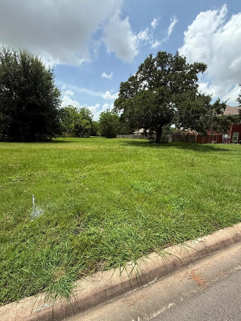 1611 Airline Drive Katy, TX 77493
