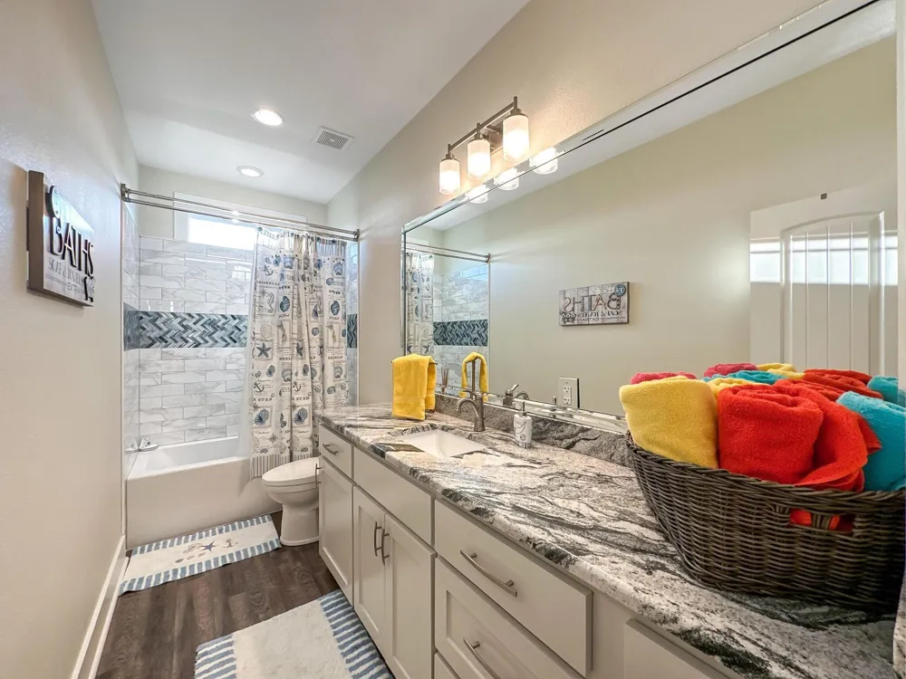 911 S Tinkle Lane Crystal Beach, TX 77650
