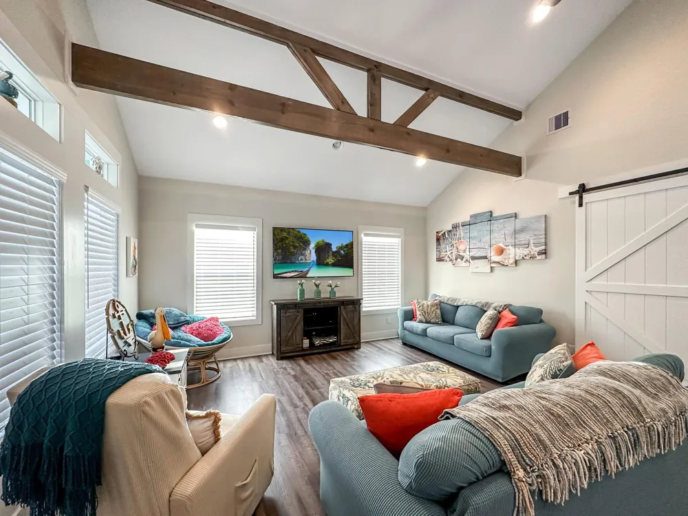911 S Tinkle Lane Crystal Beach, TX 77650