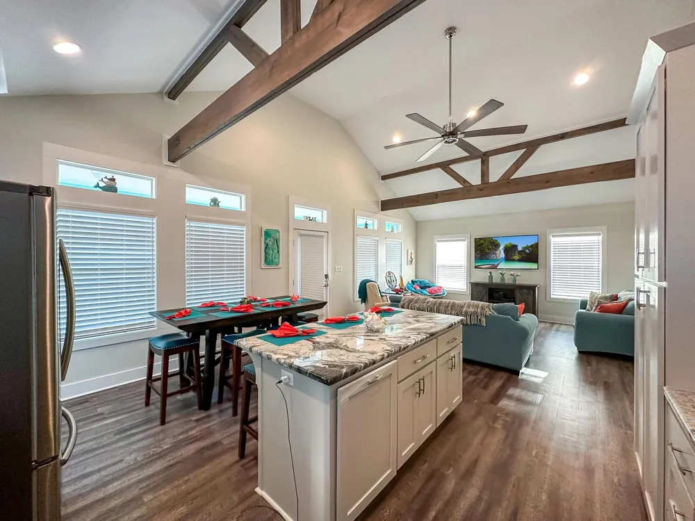 911 S Tinkle Lane Crystal Beach, TX 77650