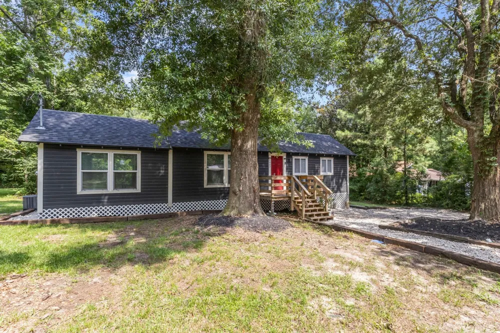 1007 S Pecan Street Woodville, TX 75979