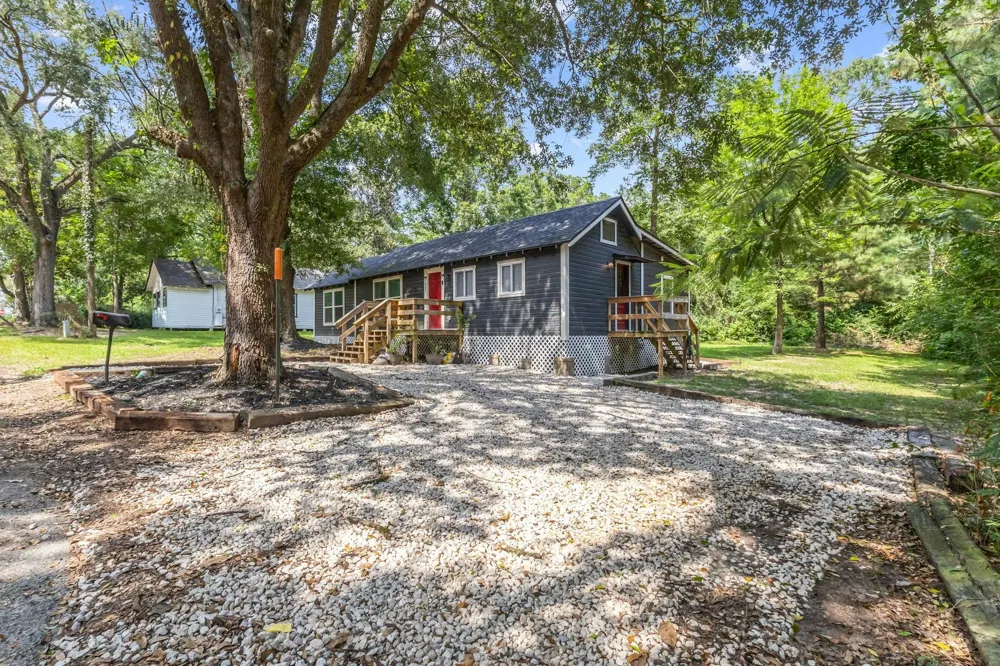 1007 S Pecan Street Woodville, TX 75979