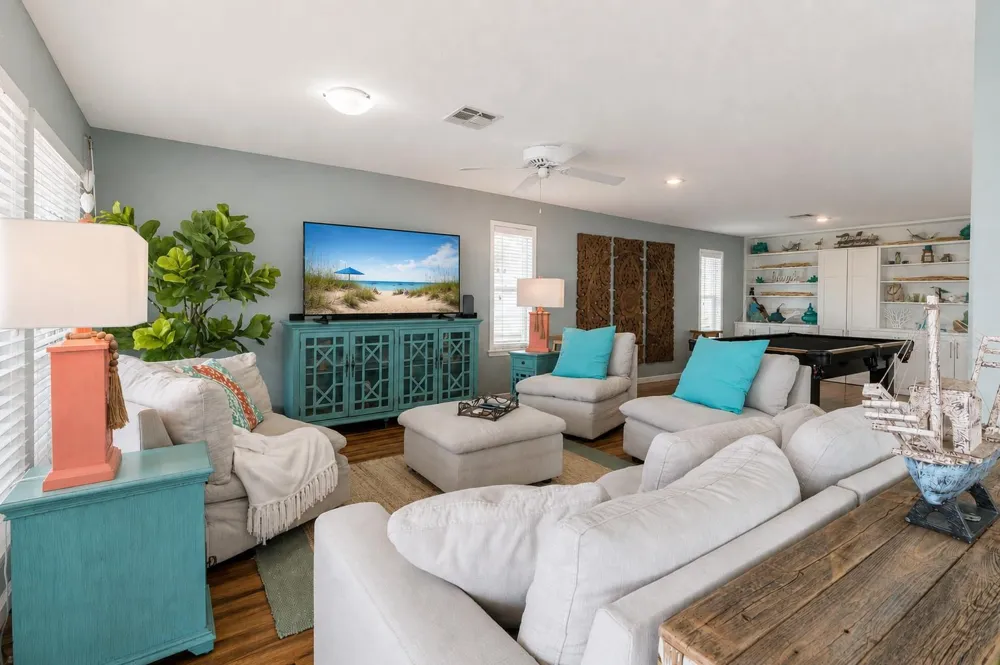 238 Bamaku Bend Tiki Island, TX 77554