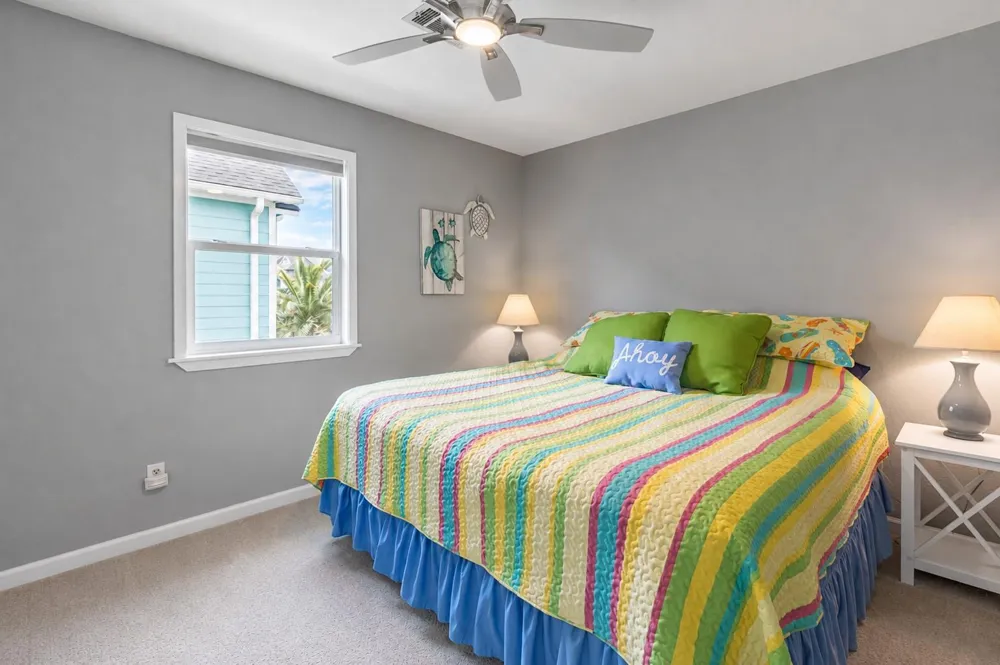 238 Bamaku Bend Tiki Island, TX 77554