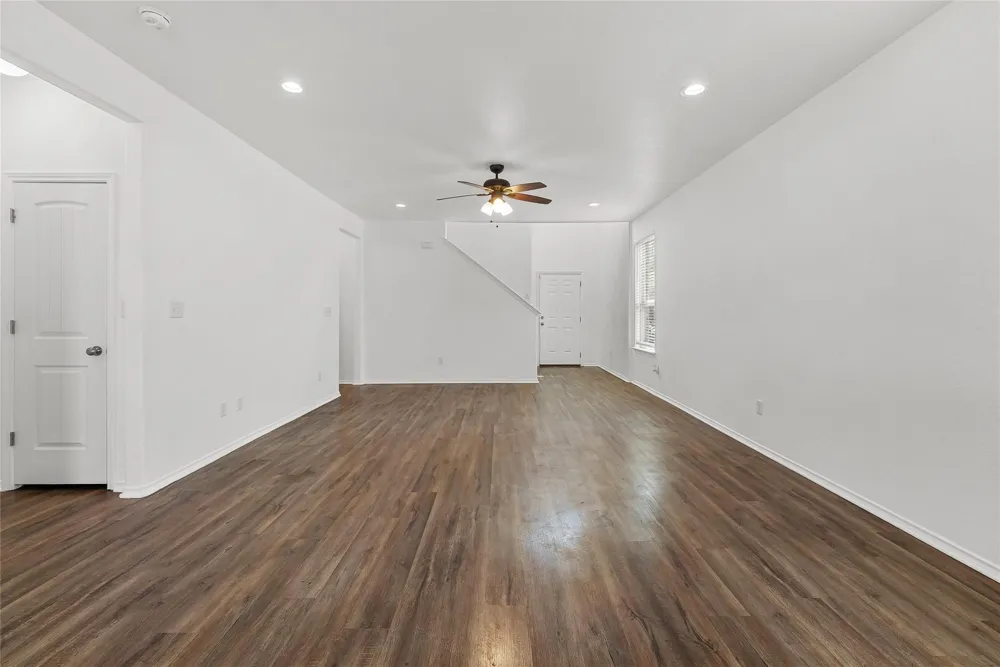 2814 High Castle San Antonio, TX 78245