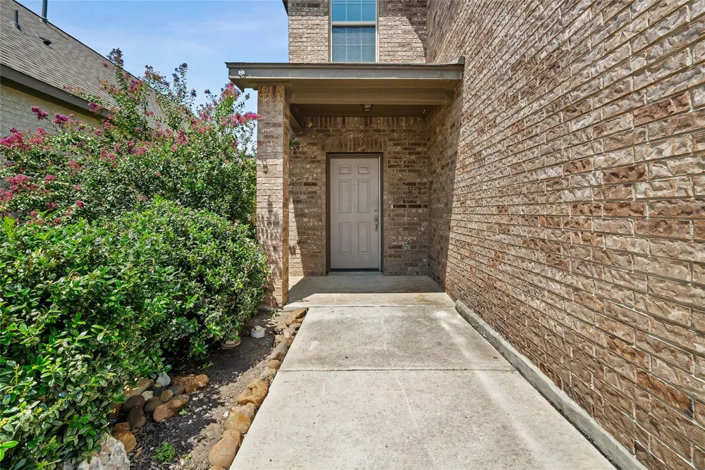 2814 High Castle San Antonio, TX 78245