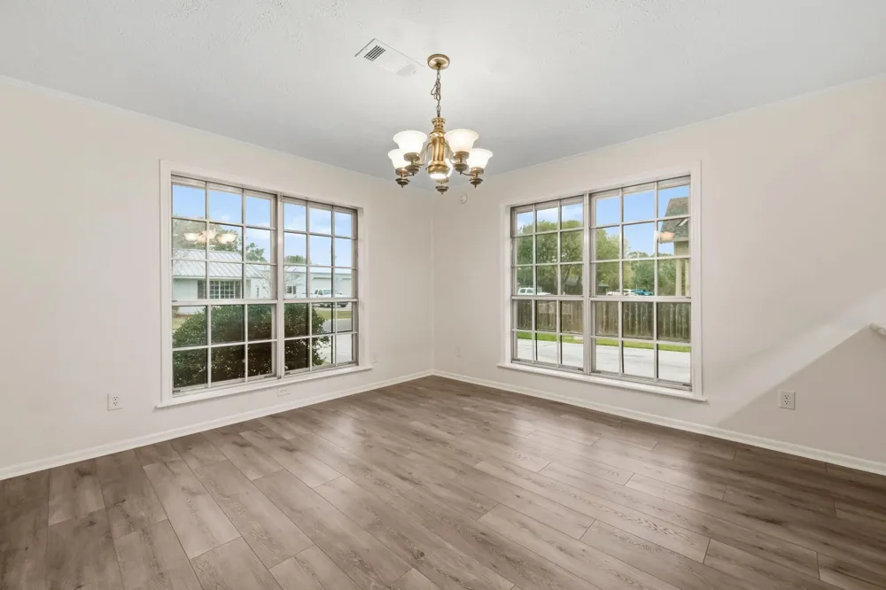 8022 Bayside Boulevard Beach City, TX 77523