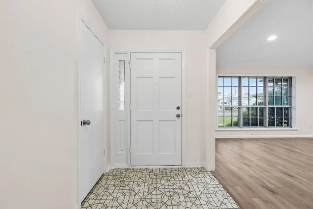 8022 Bayside Boulevard Beach City, TX 77523