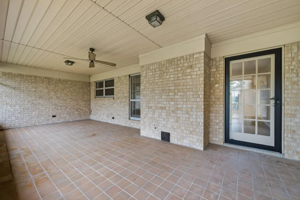 8022 Bayside Boulevard Beach City, TX 77523