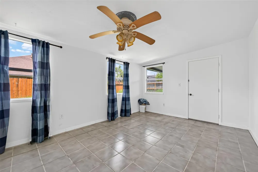 12214 Doe Meadow Drive Stafford, TX 77477