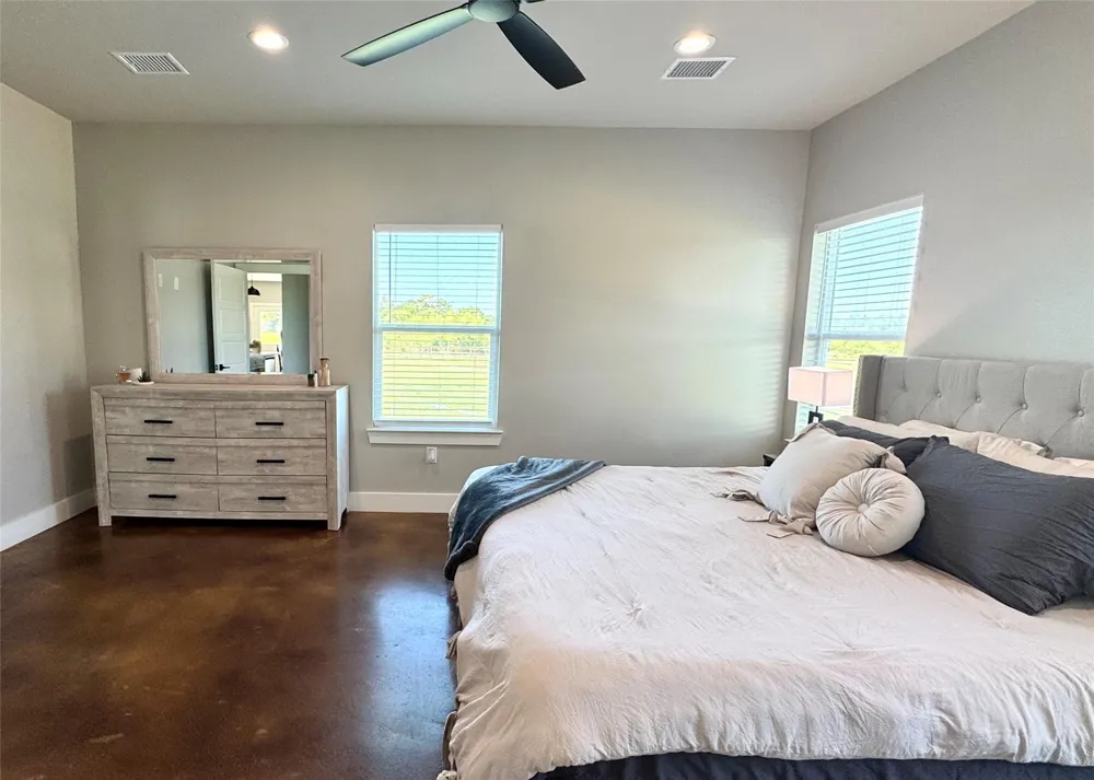 23495 Henson Road Montgomery, TX 77356
