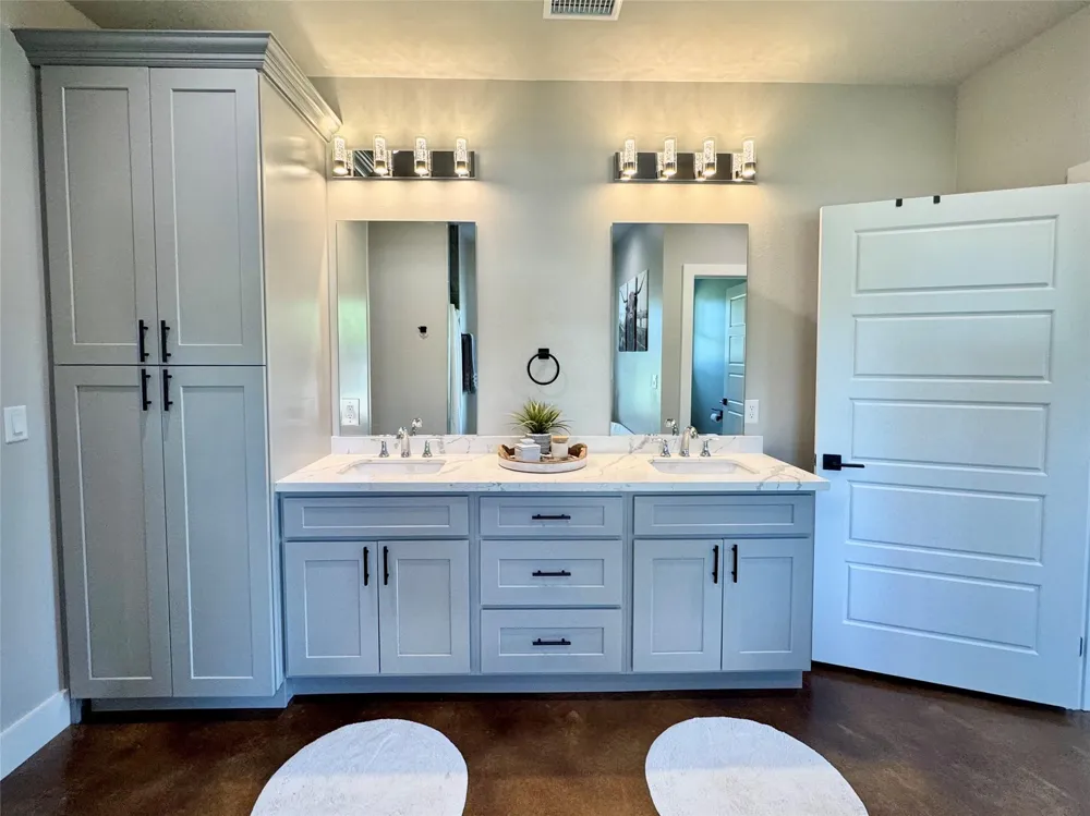 23495 Henson Road Montgomery, TX 77356