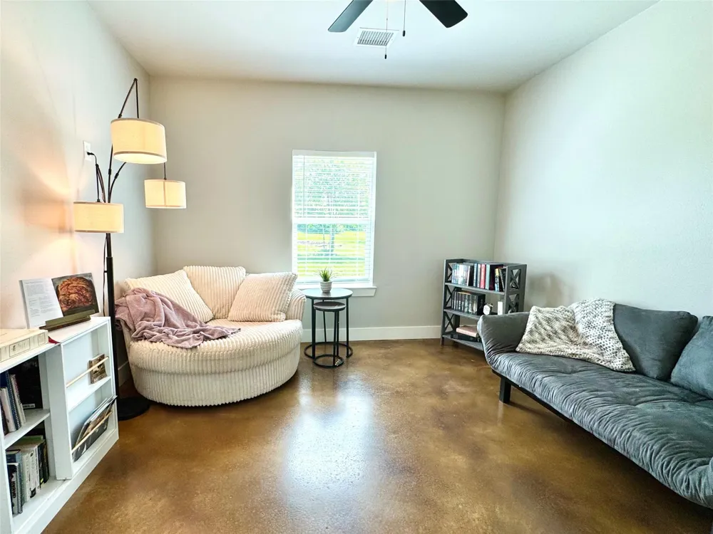 23495 Henson Road Montgomery, TX 77356