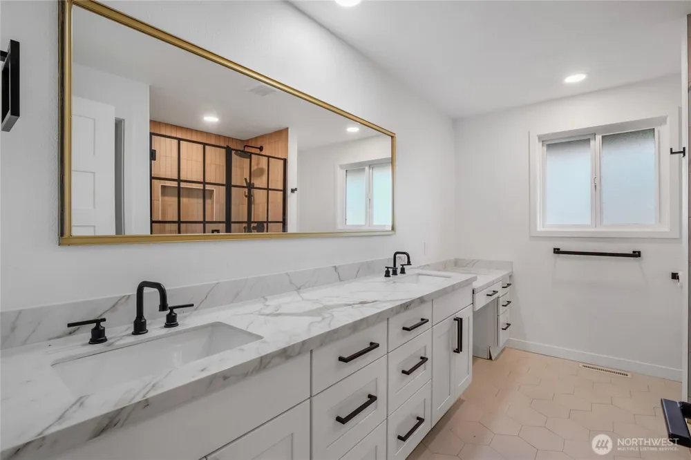306 Crestview Drive Moses Lake, WA 98837