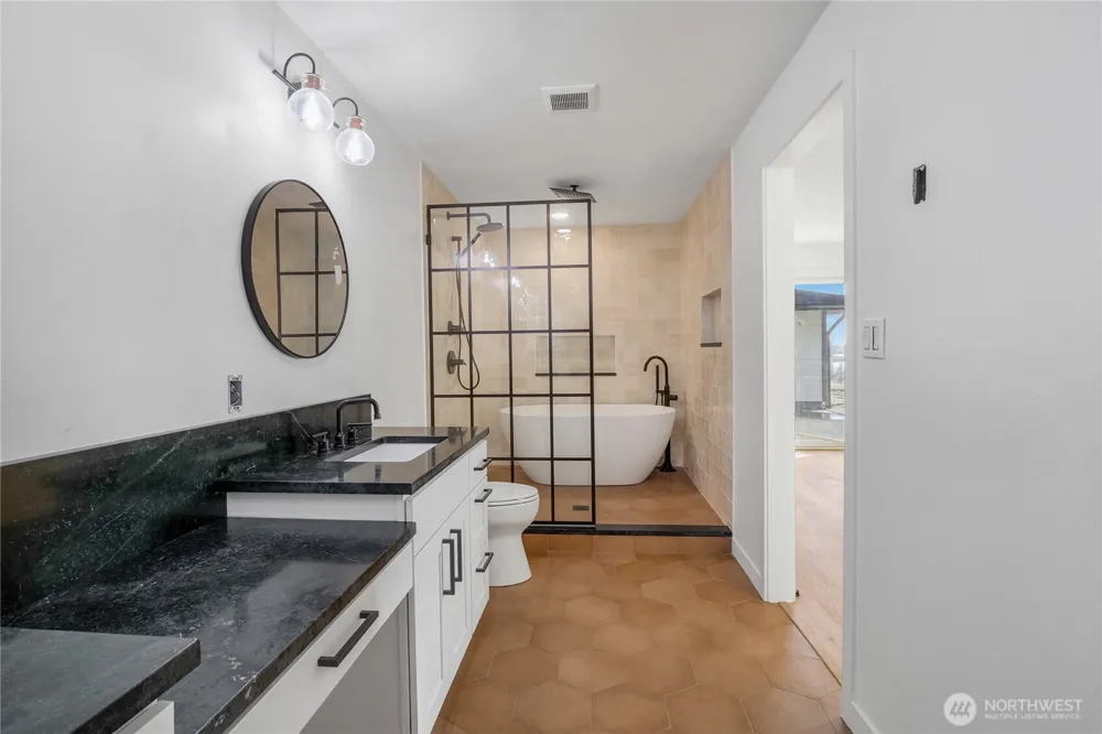 306 Crestview Drive Moses Lake, WA 98837