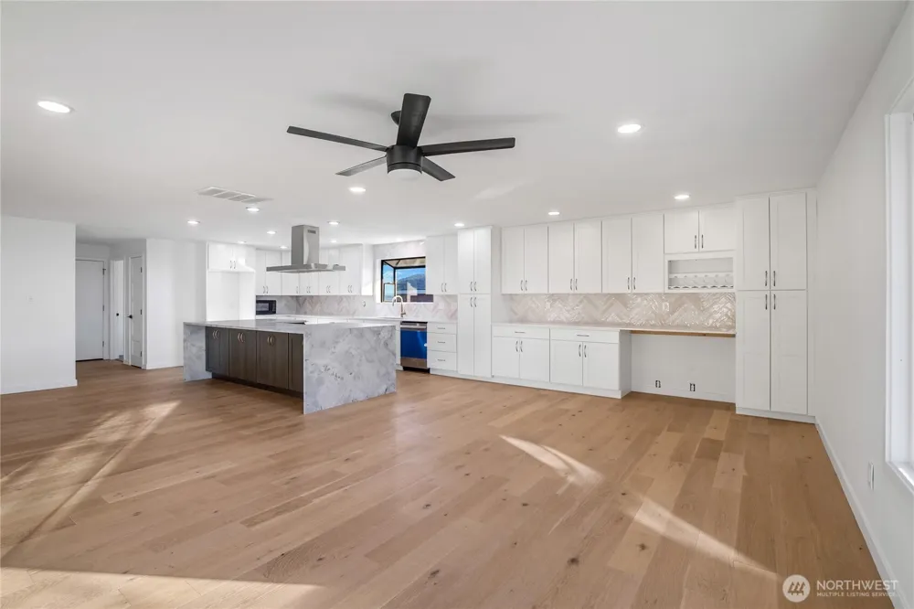 306 Crestview Drive Moses Lake, WA 98837