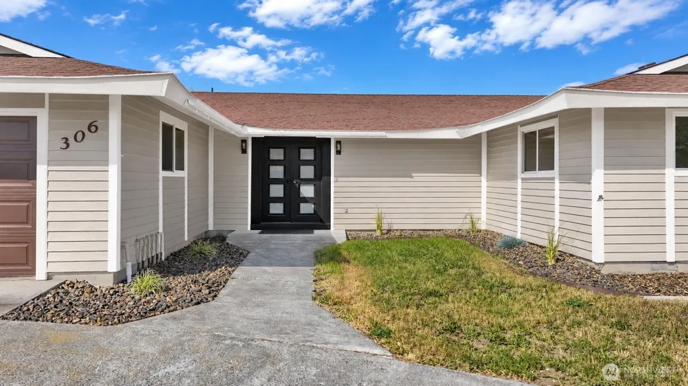 306 Crestview Drive Moses Lake, WA 98837