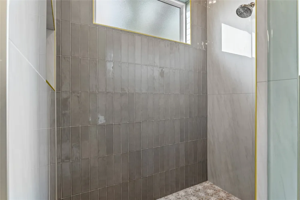 12229 S 65th Place E Bixby, OK 74008