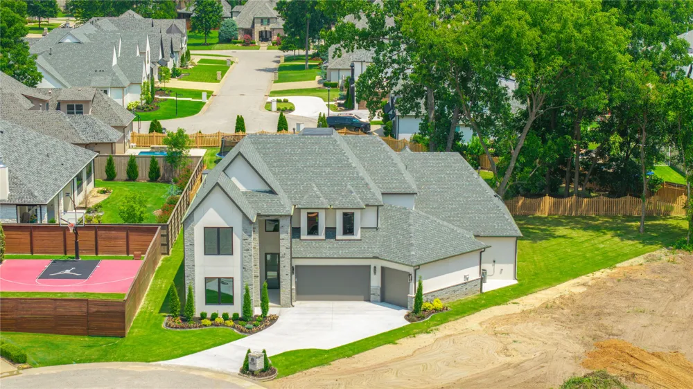 12229 S 65th Place E Bixby, OK 74008