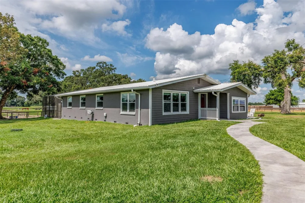 1285 NW 102ND BOULEVARD Wildwood, FL 34785