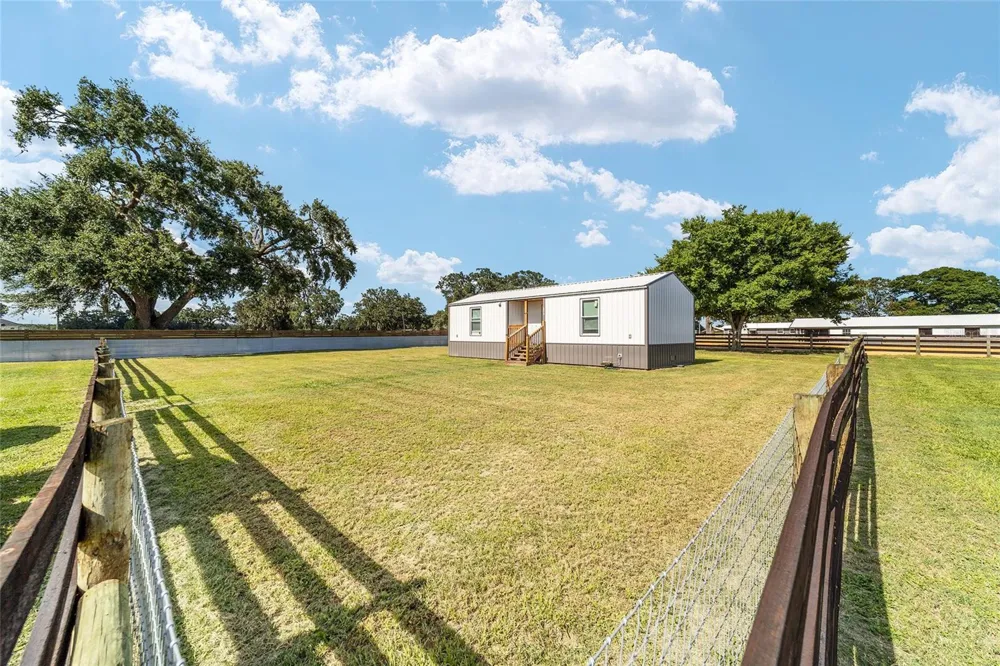 1285 NW 102ND BOULEVARD Wildwood, FL 34785