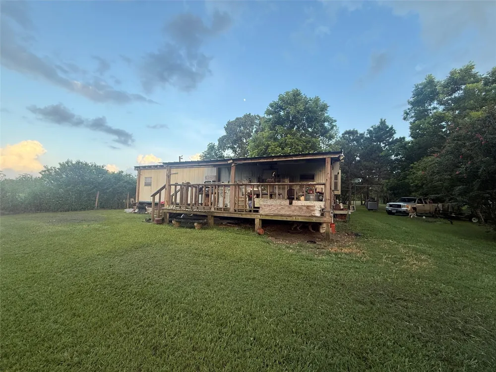 822 Wing Tip Court Rosharon, TX 77583