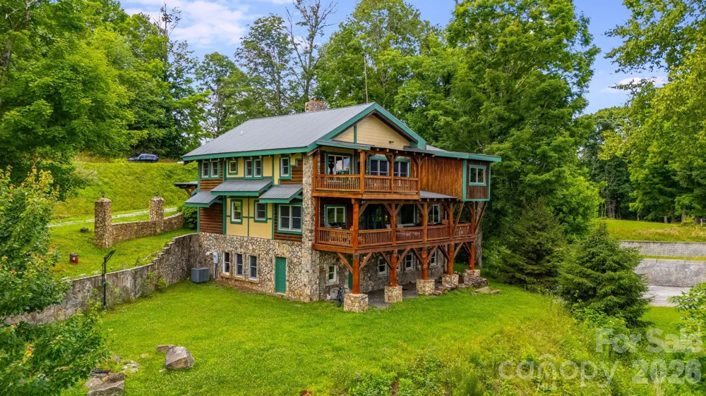 1185 & 1115 Black Bear Drive Mars Hill, NC 28754