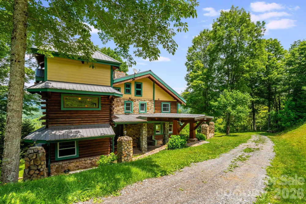 1185 & 1115 Black Bear Drive Mars Hill, NC 28754