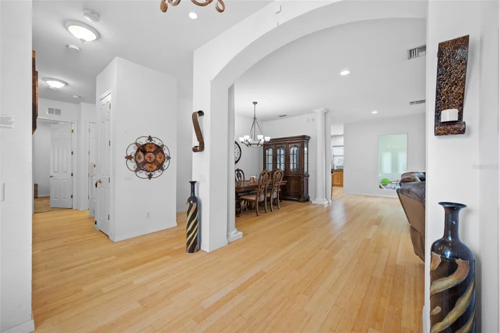 13030 DELWOOD ROAD Tampa, FL 33624