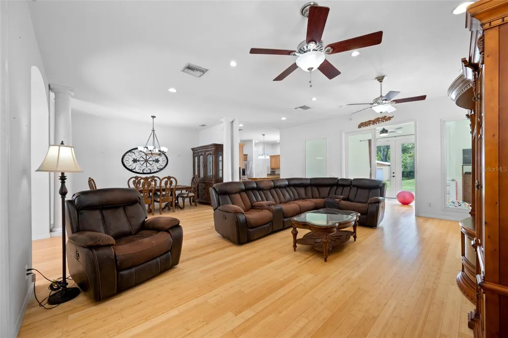 13030 DELWOOD ROAD Tampa, FL 33624