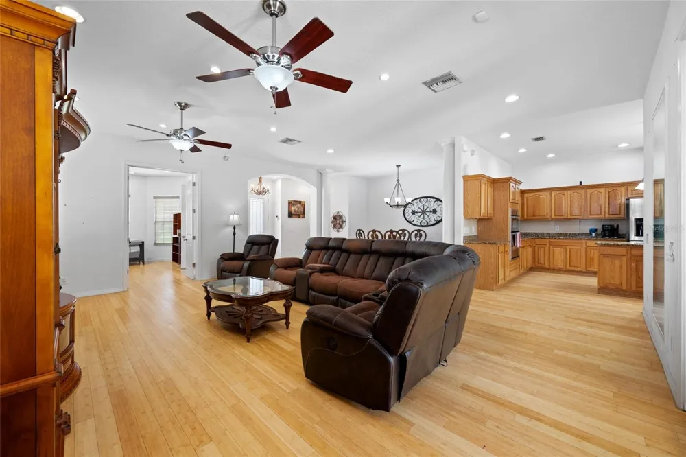 13030 DELWOOD ROAD Tampa, FL 33624