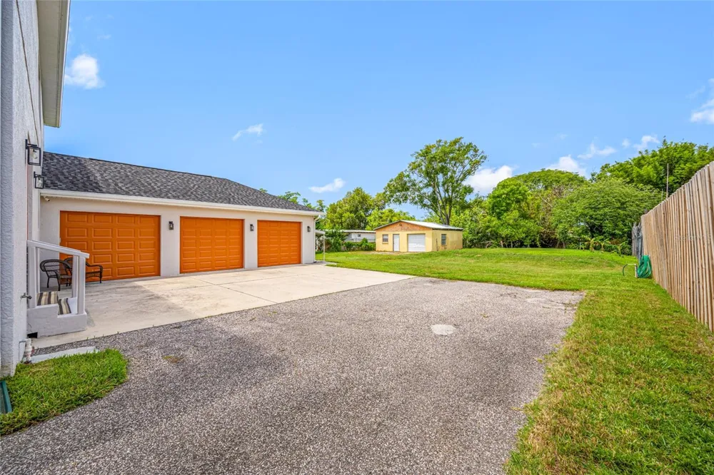 13030 DELWOOD ROAD Tampa, FL 33624