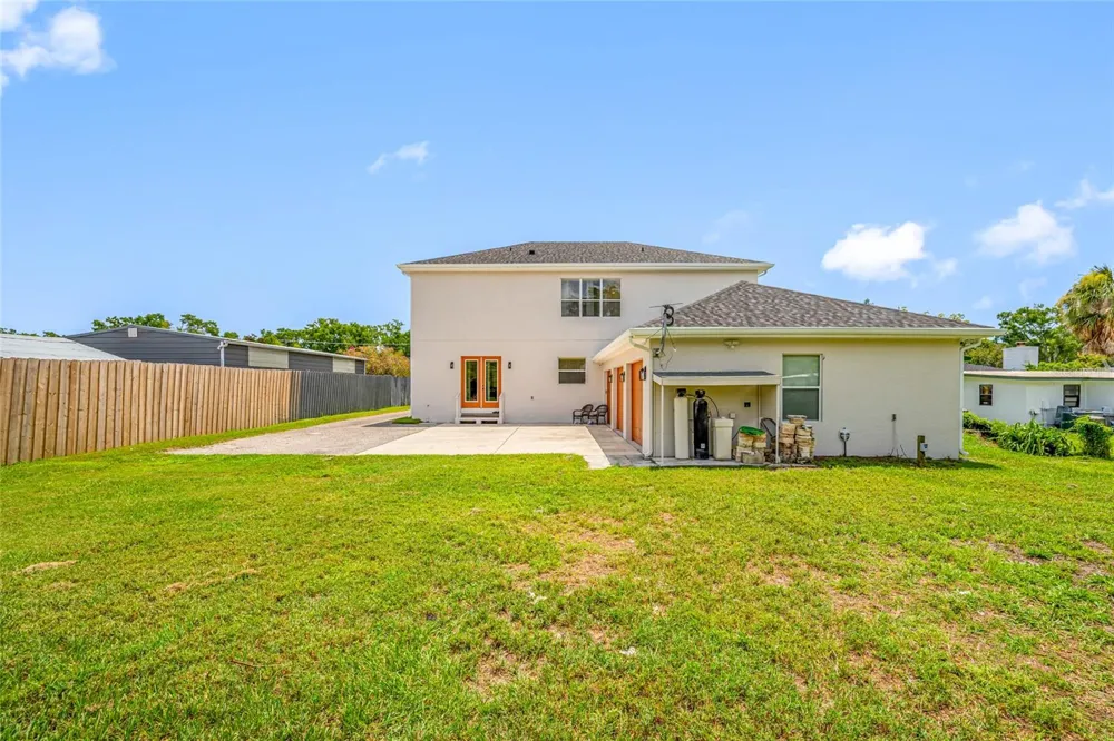 13030 DELWOOD ROAD Tampa, FL 33624