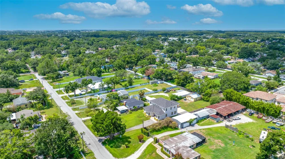 13030 DELWOOD ROAD Tampa, FL 33624