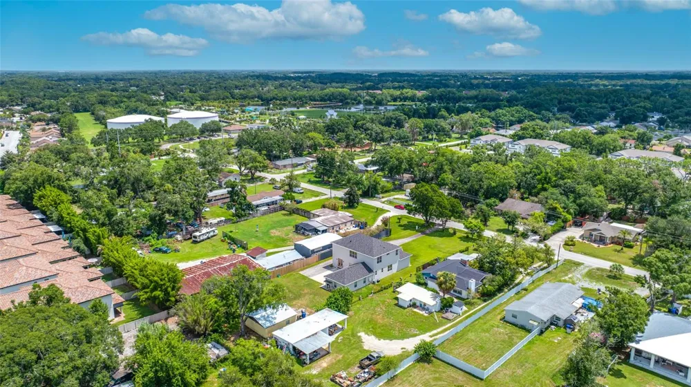 13030 DELWOOD ROAD Tampa, FL 33624