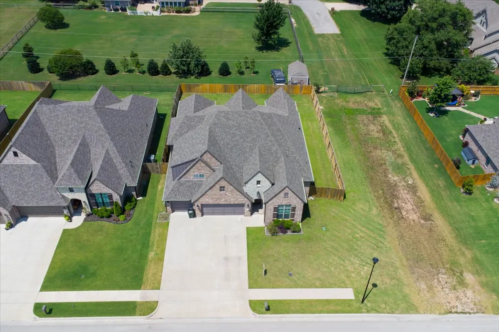 7724 147th EastAvenue Owasso, OK 74055