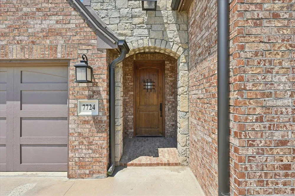 7724 147th EastAvenue Owasso, OK 74055