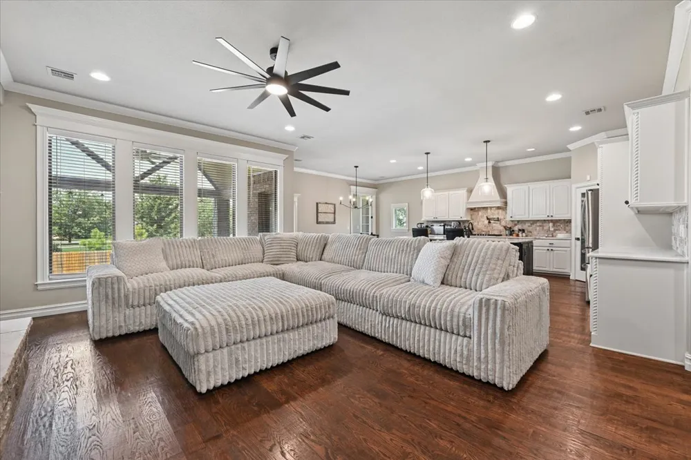 7724 147th EastAvenue Owasso, OK 74055