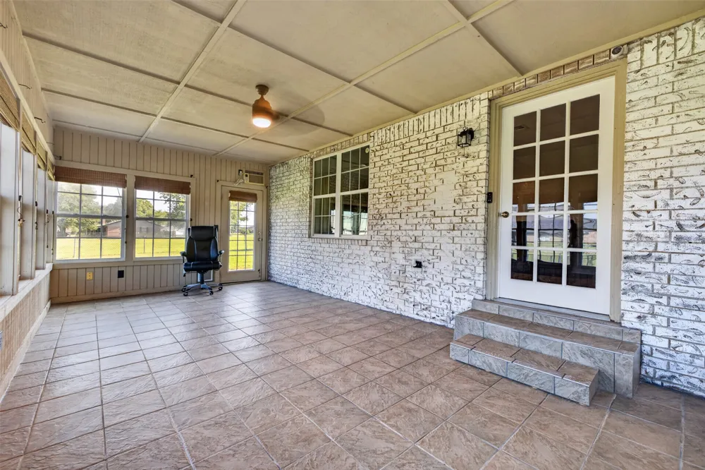 720 Black Jack Lane Collinsville, OK 74021