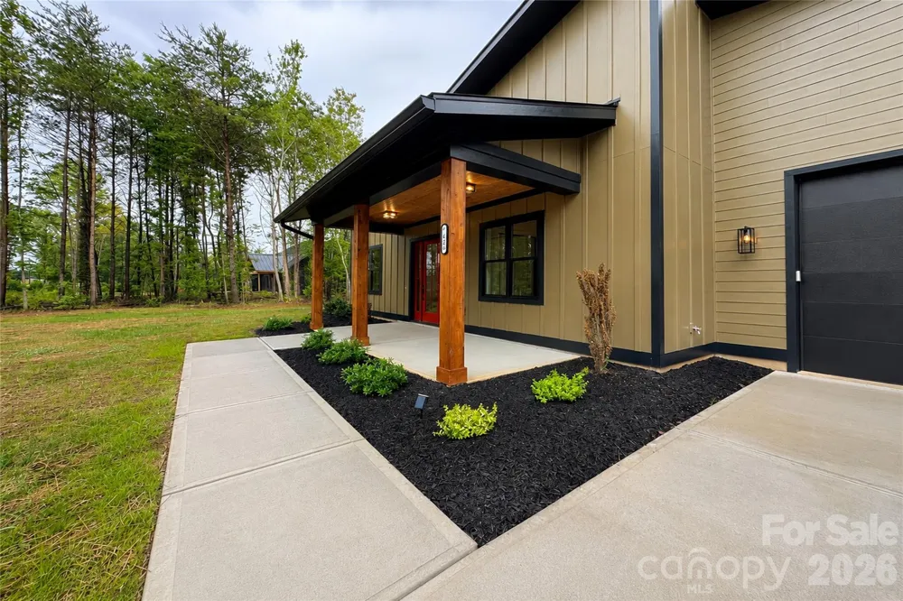 7401 Sherrills Ford Road Sherrills Ford, NC 28673