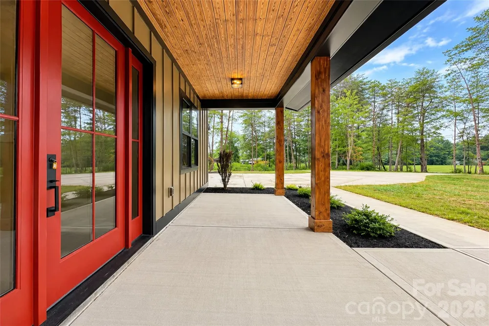 7401 Sherrills Ford Road Sherrills Ford, NC 28673
