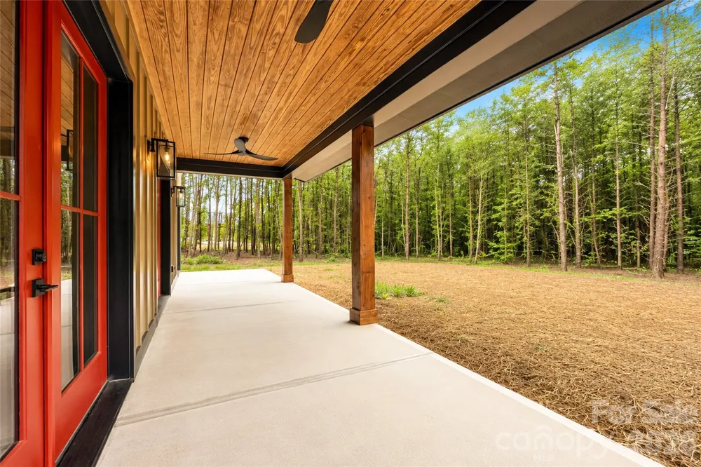 7401 Sherrills Ford Road Sherrills Ford, NC 28673