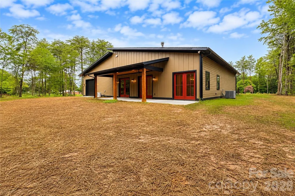7401 Sherrills Ford Road Sherrills Ford, NC 28673