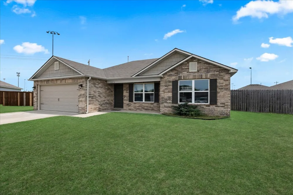 10018 E 110th Place Owasso, OK 74055