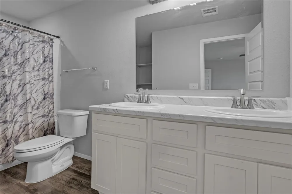 10018 E 110th Place Owasso, OK 74055