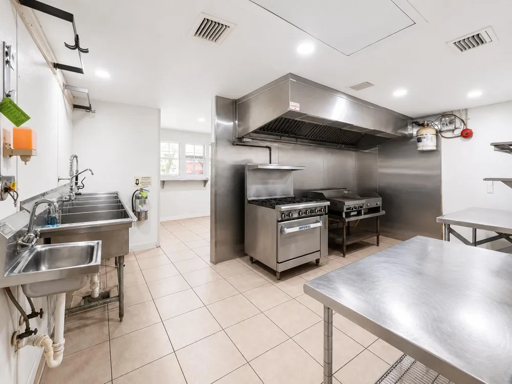 2321 Burke Road Pasadena, TX 77502