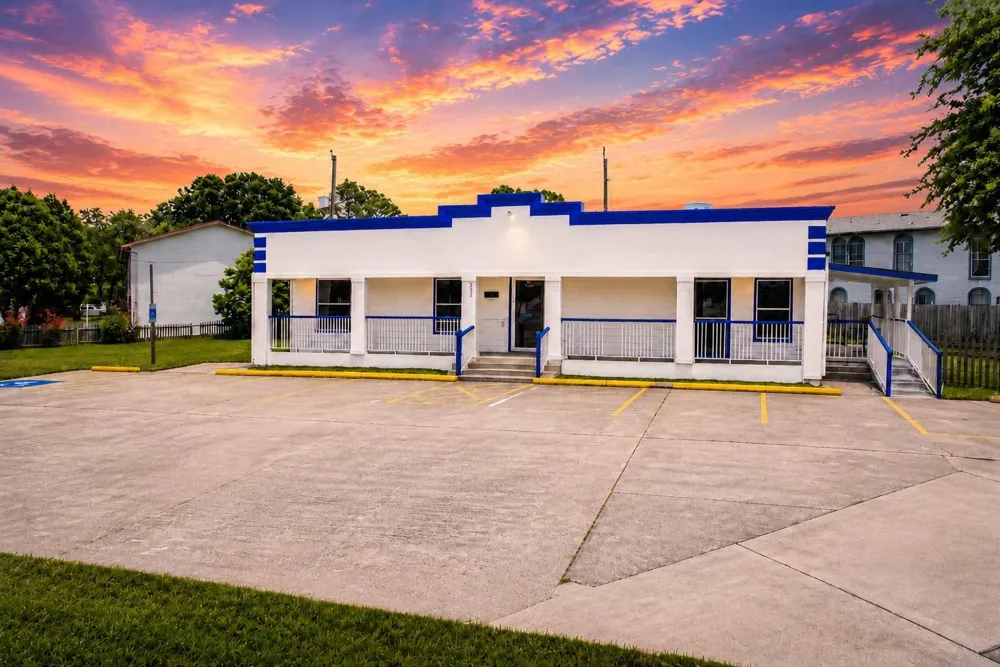 2321 Burke Road Pasadena, TX 77502